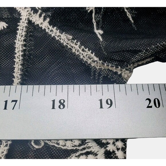Capri Sheer Blouse Womens Small Black White Embroidery Lace Detail Lagenlook - Picture 7 of 10